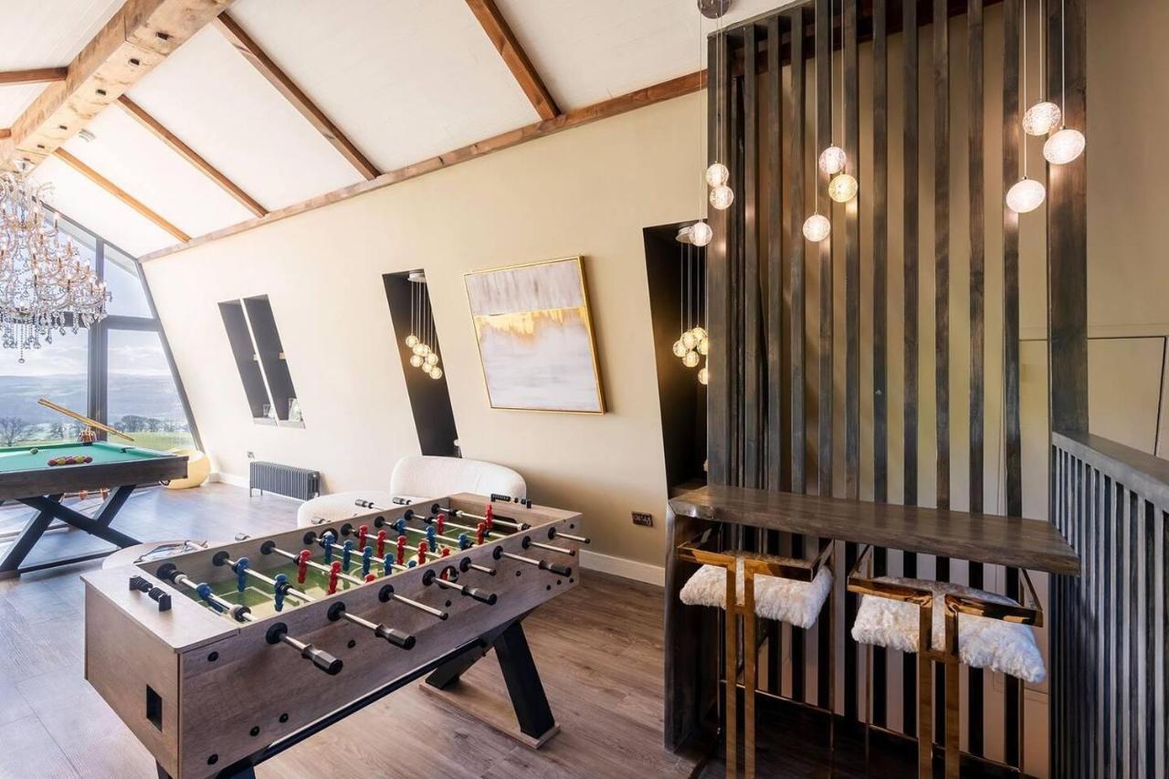 Clwyd Gate Manor Pool Sauna Hottub Cave Wales Ρούθιν Εξωτερικό φωτογραφία