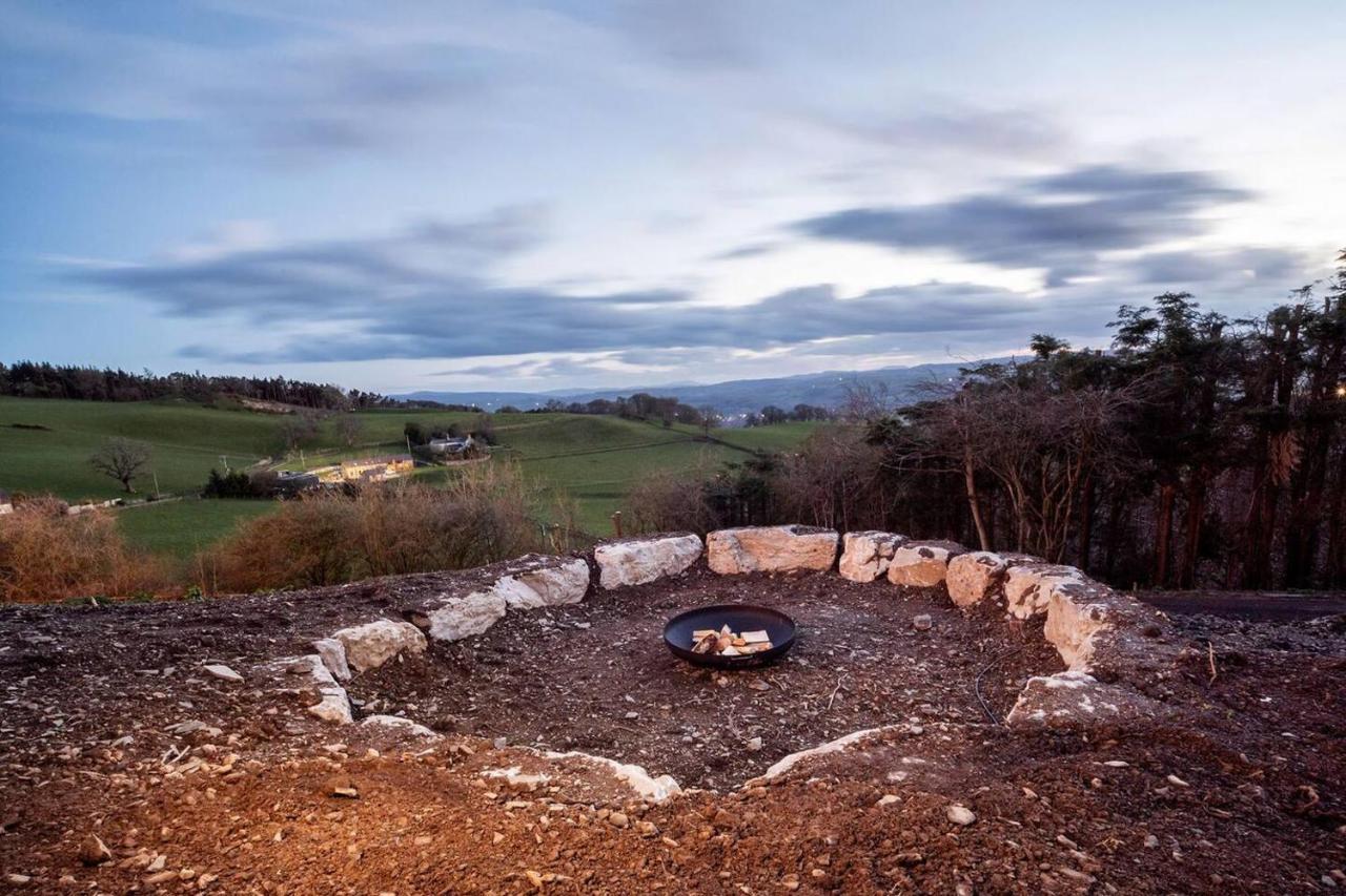 Clwyd Gate Manor Pool Sauna Hottub Cave Wales Ρούθιν Εξωτερικό φωτογραφία
